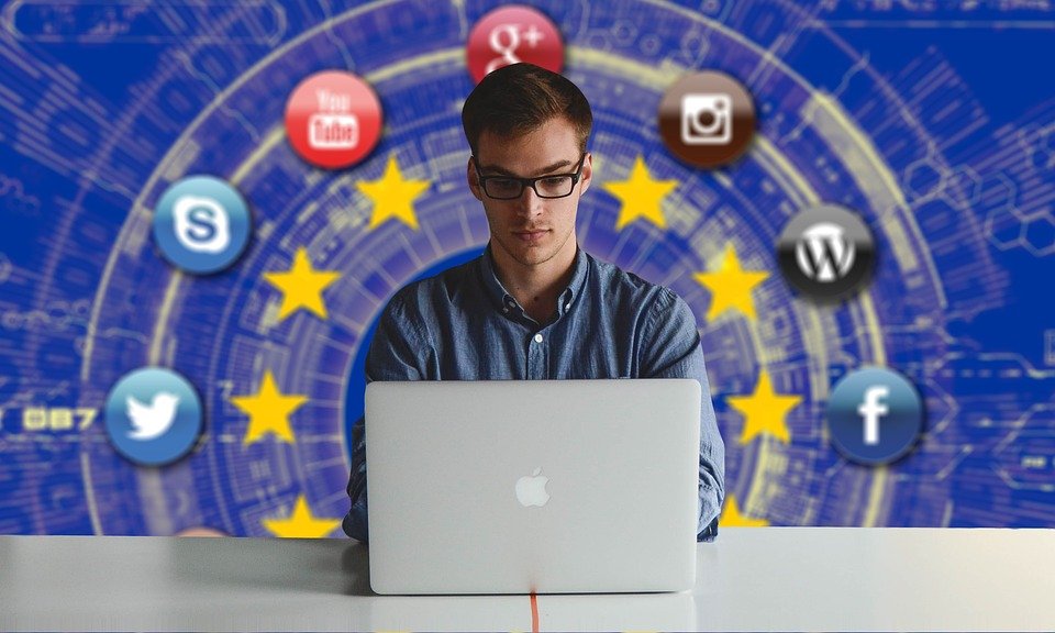 How to Successfully Build an Online Community in Just 10 Steps
