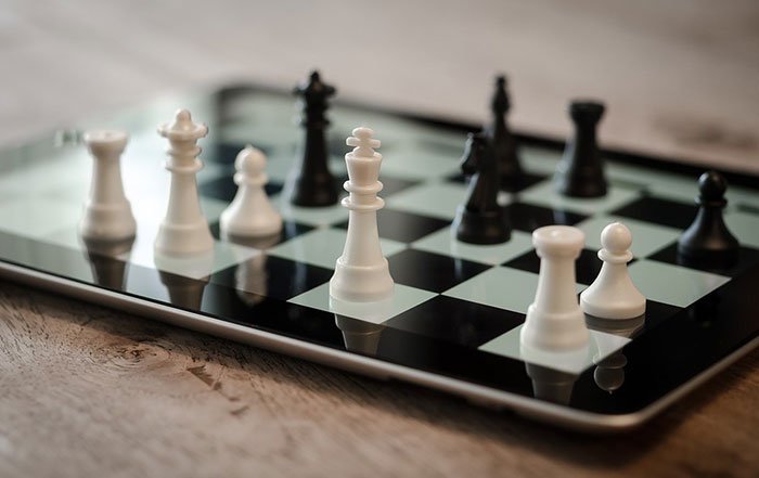 6 Killer Competitive Advantages Custom iPhone Apps Will Bring to Your Business in 2016!